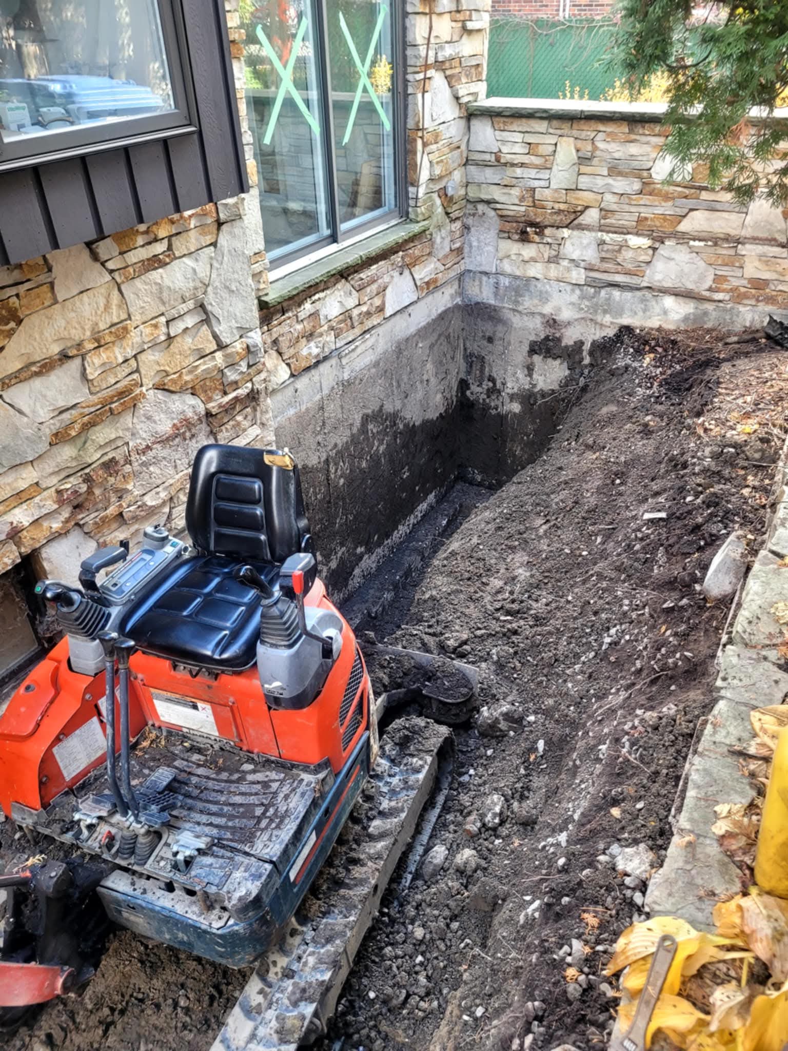 Mini-Excavation — Solage Paquette